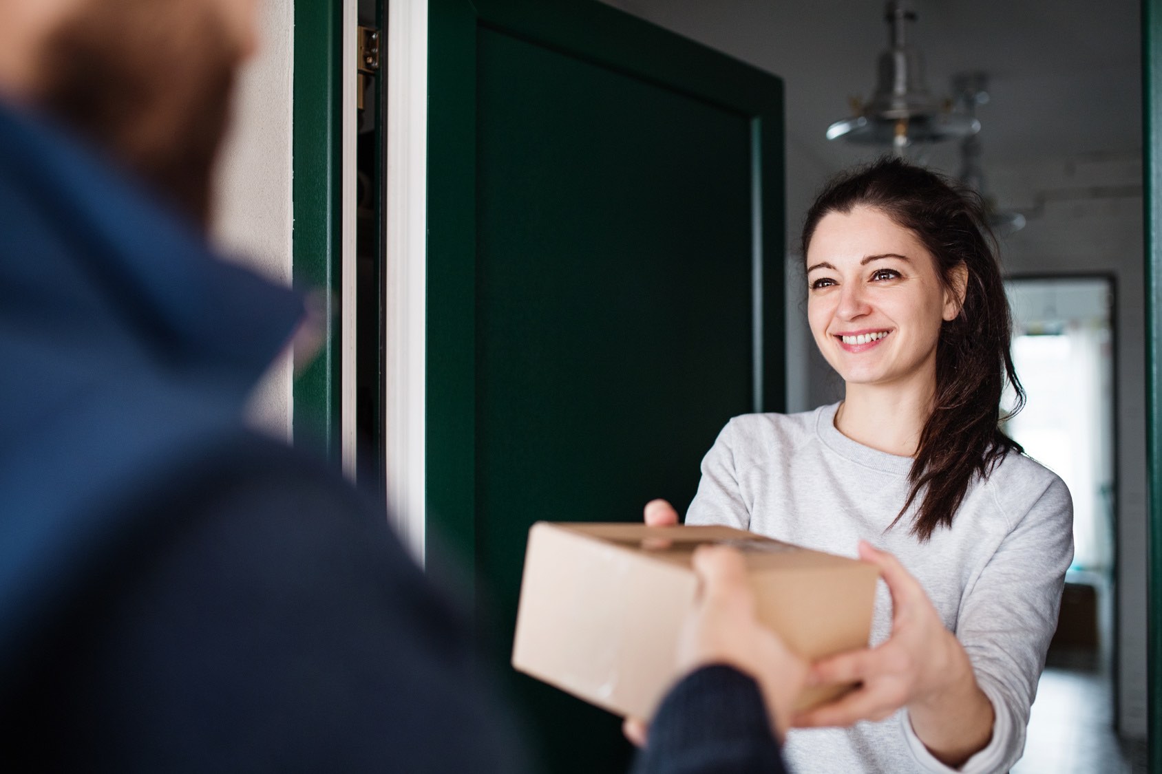 Mail order aligners are becoming more popular, but our Placerville dentists and professional organizations are warning of risks.